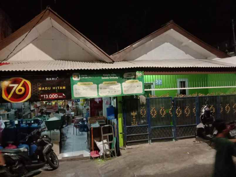 dijual rumah jl raya sawo