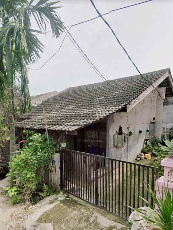 dijual rumah jl reni jaya utara 6 blok