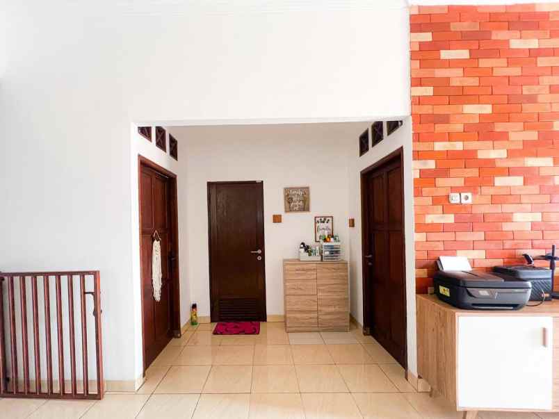 dijual rumah jl tanjung barat jakarta