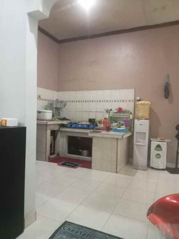 dijual rumah jl unggas