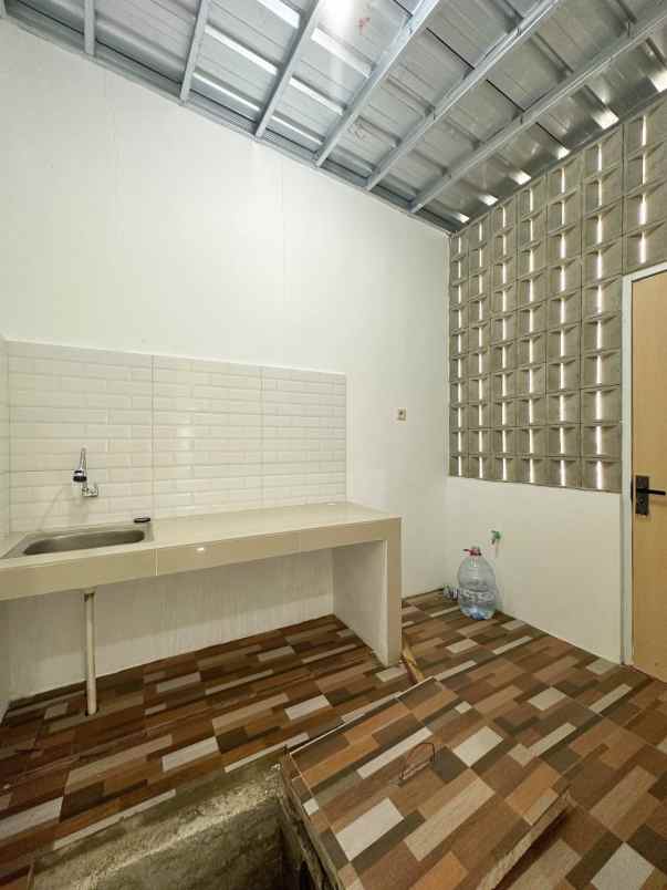 dijual rumah kalisari