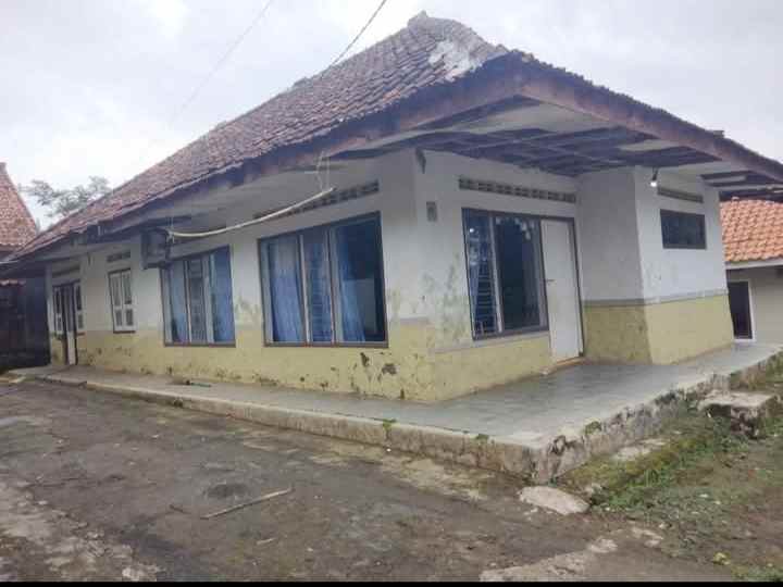 dijual rumah kampung kondisi apa adanya