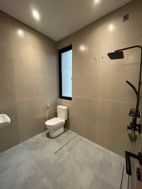 dijual rumah kanso house klampis semolo surabaya timur