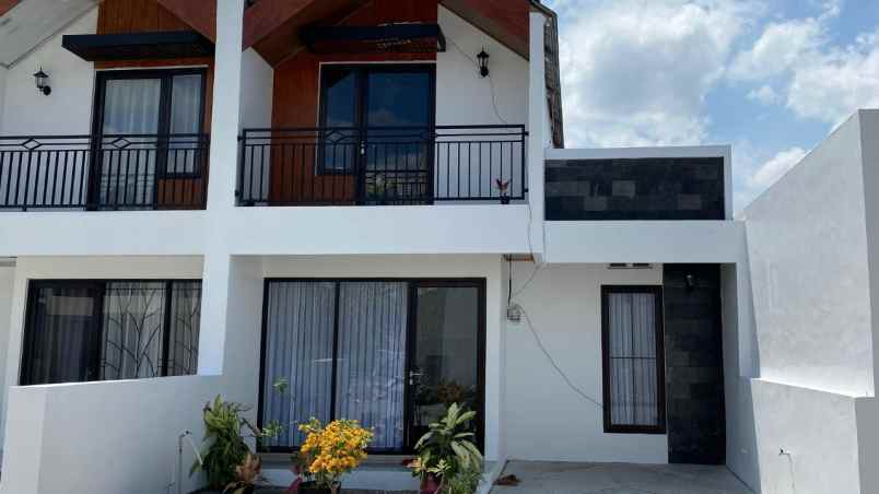 dijual rumah karta kirana residence 2