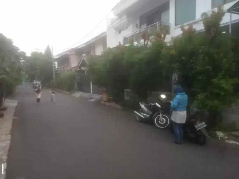 dijual rumah kayu mas kayu putih pulo