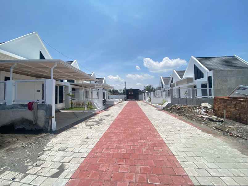 dijual rumah kebondalem lor prambanan