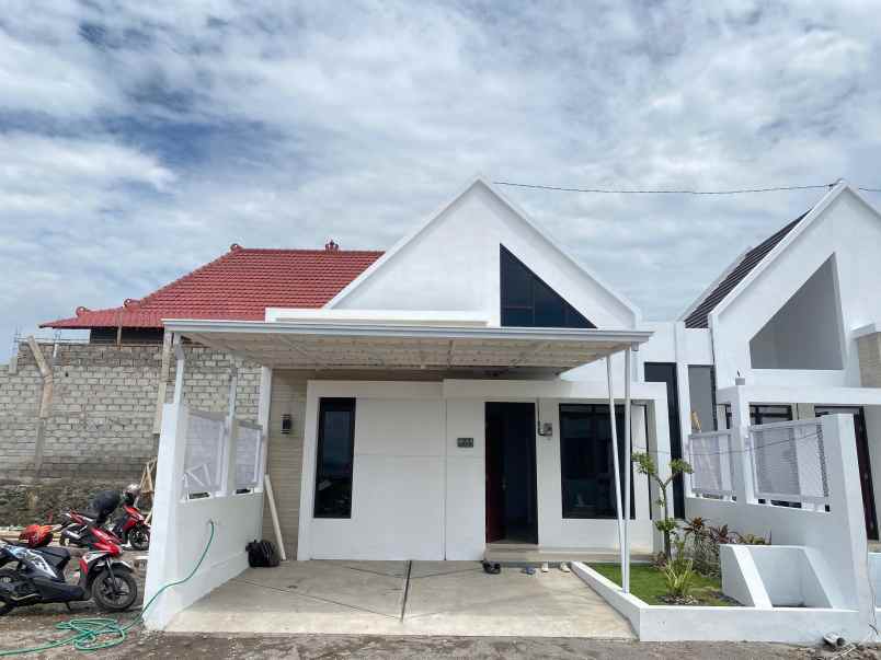 dijual rumah kebondalem lor prambanan