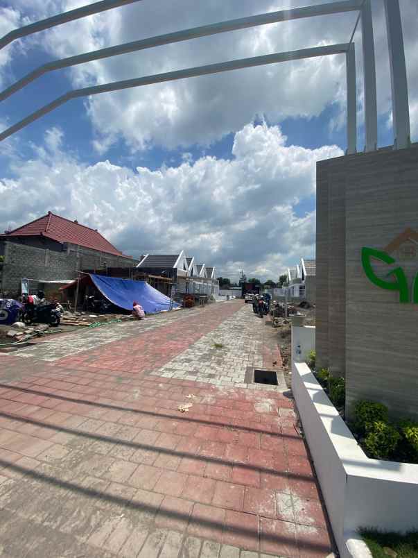 dijual rumah kebondalem lor prambanan