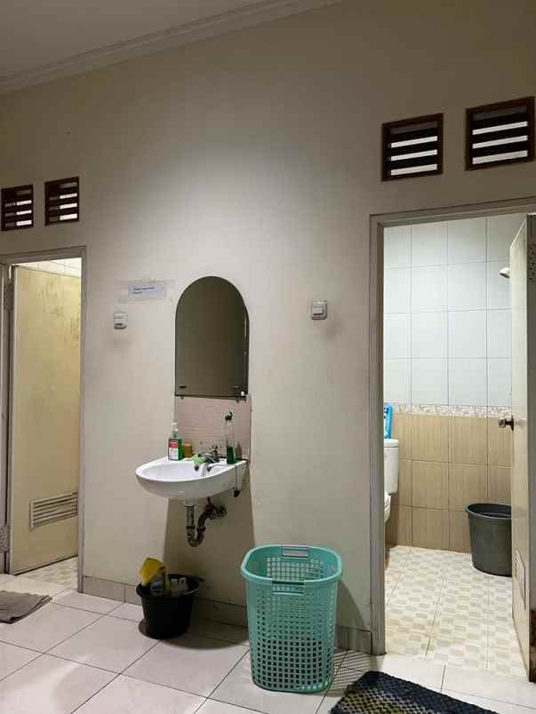 dijual rumah kelapa kopyor kelapa gading