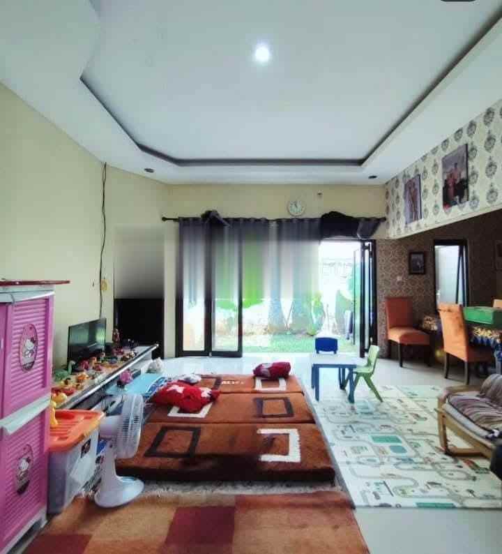 dijual rumah komplek di pejaten strategis