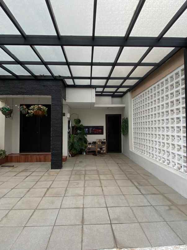 dijual rumah komplek jatibening 1