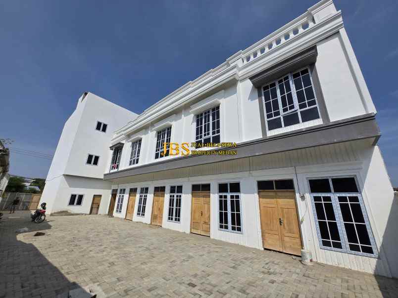 dijual rumah komplek krakatau luxe