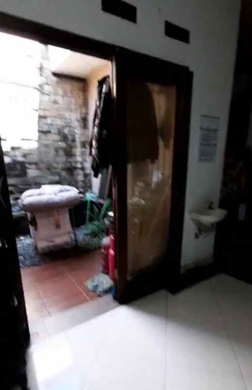dijual rumah komplek margawangi