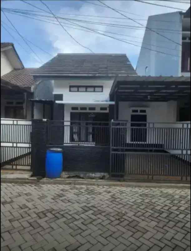 dijual rumah komplek permata buahbatu 1