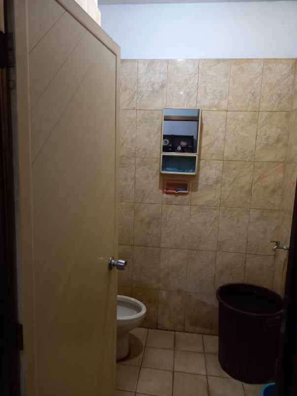 dijual rumah komplek sanggar hurip