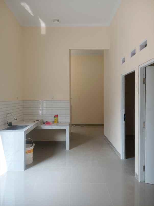 dijual rumah kompleks sbs harapan jaya