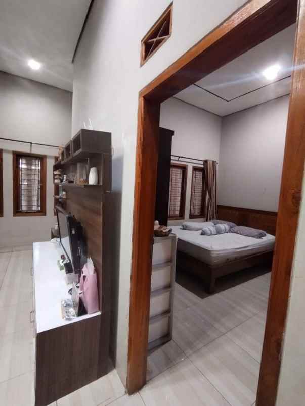 dijual rumah kopo regency