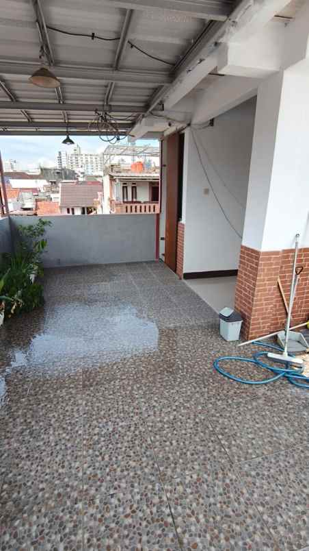 dijual rumah kota bandung jl pangarang