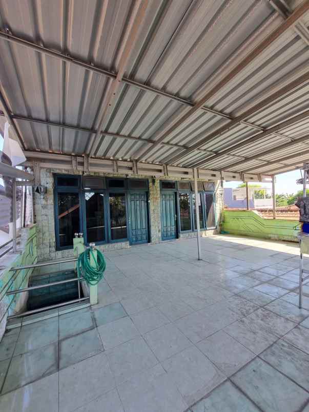 dijual rumah kutisari