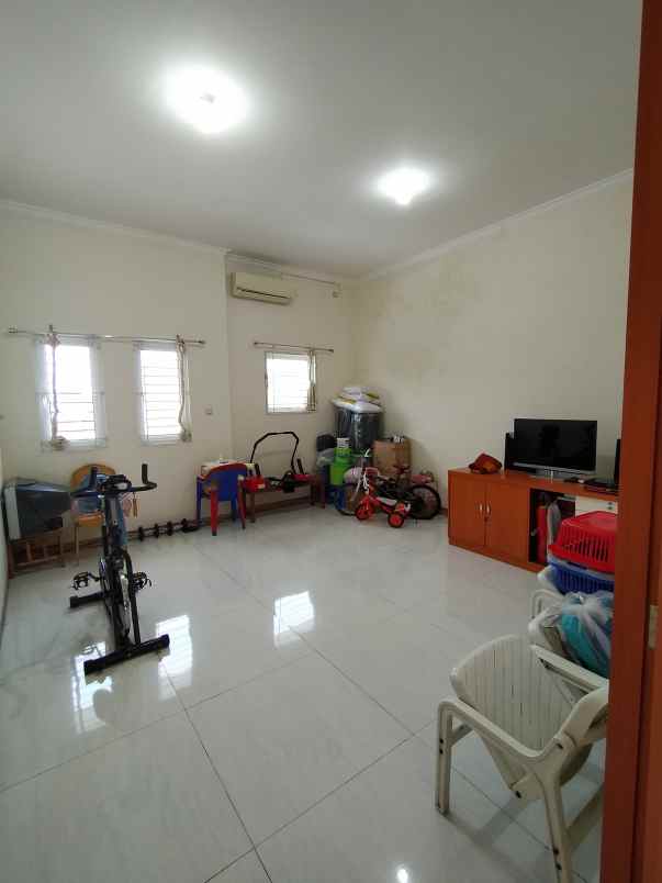 dijual rumah lebak