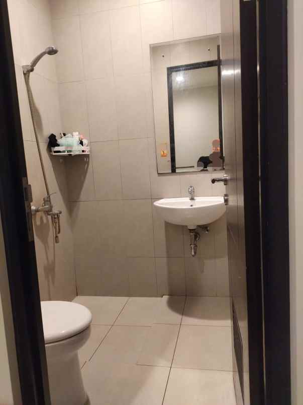 dijual rumah magenta residence