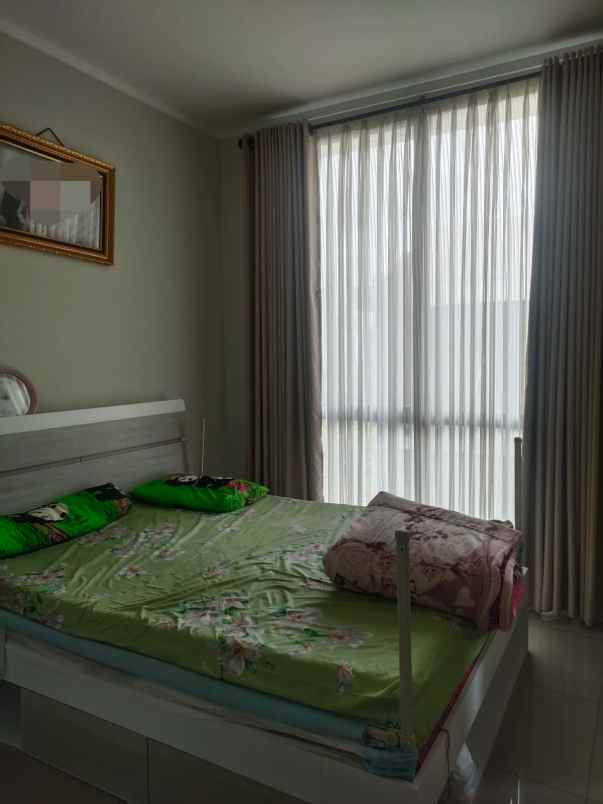 dijual rumah magenta residence