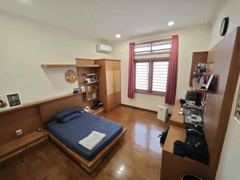 dijual rumah mekarwangi