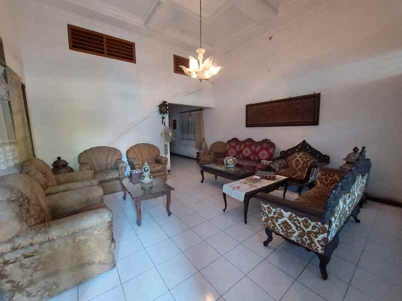 dijual rumah mojo
