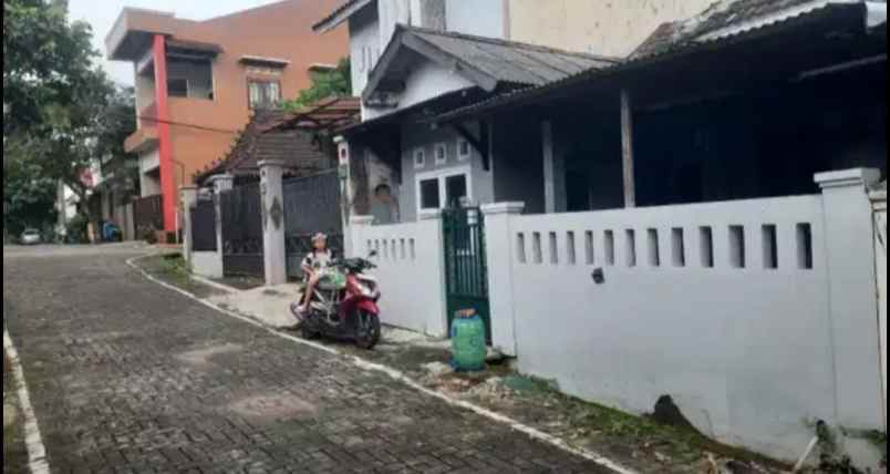 dijual rumah mulawarman