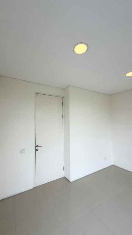 dijual rumah northwest hill citraland