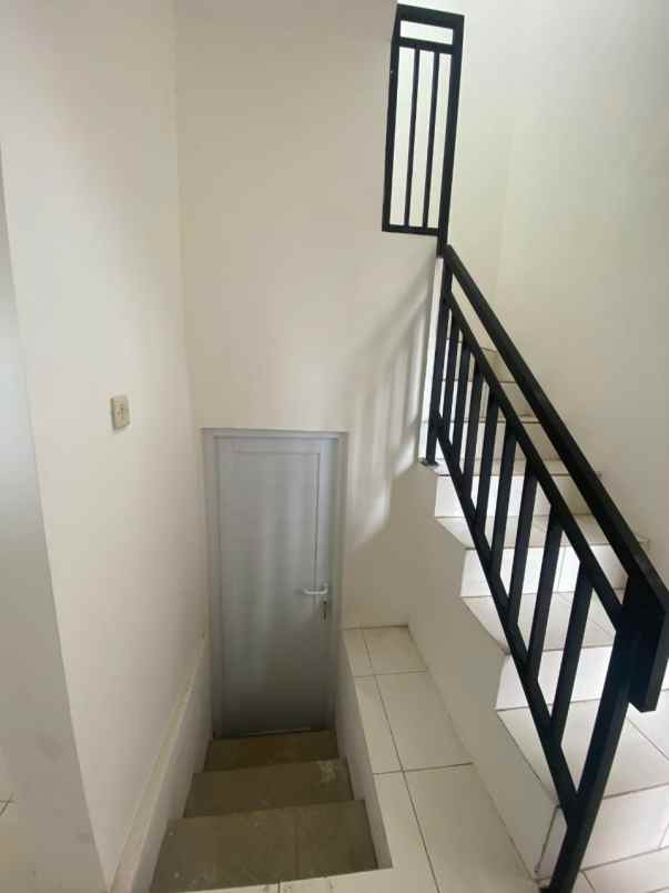 dijual rumah nuansa alam setiabudi