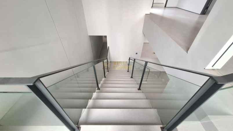 dijual rumah pamulang