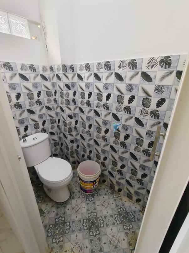 dijual rumah pancoran mas