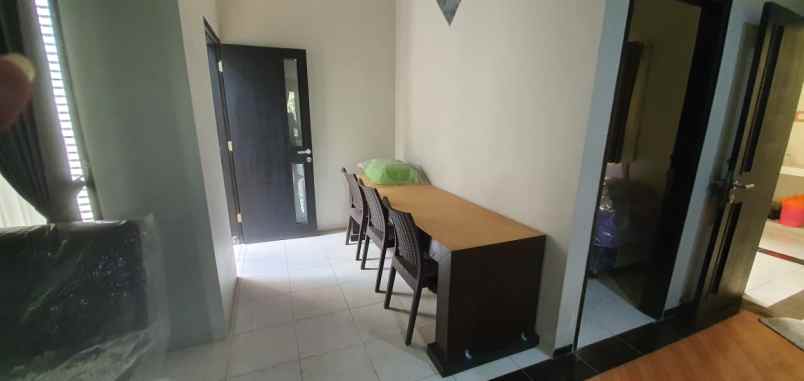 dijual rumah pandanwangi