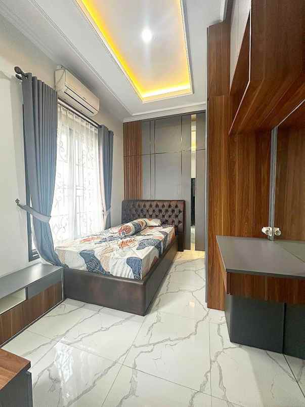 dijual rumah pejaten