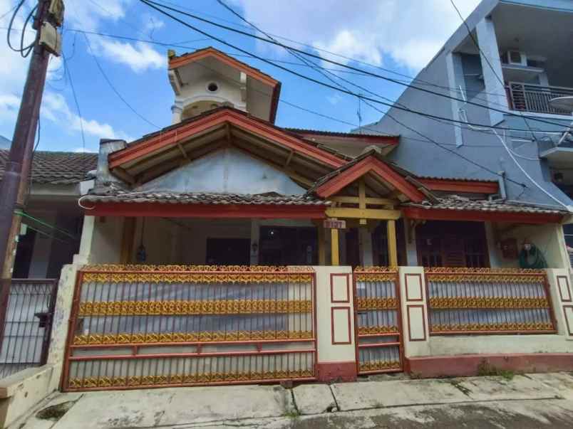 dijual rumah pekayon jaya