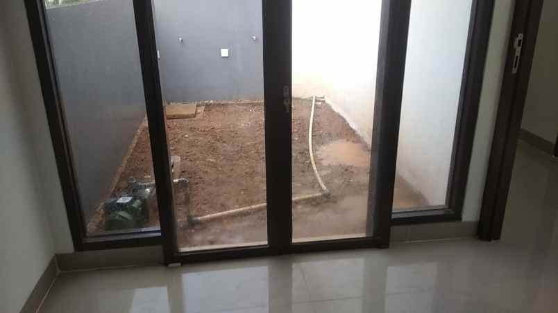 dijual rumah pengasinan sawangan depok