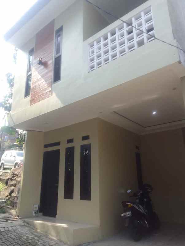 dijual rumah permata cimahi