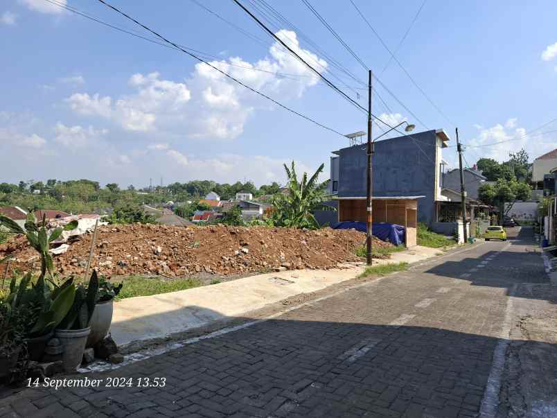 dijual rumah permata grafika