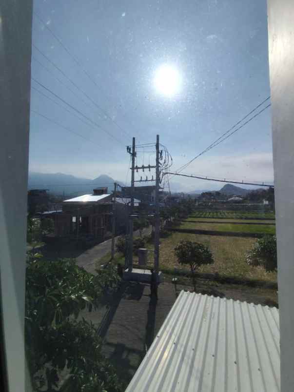 dijual rumah permata permadani