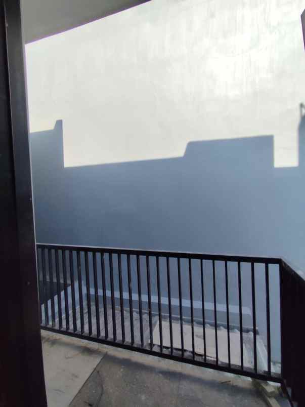 dijual rumah permata permadani