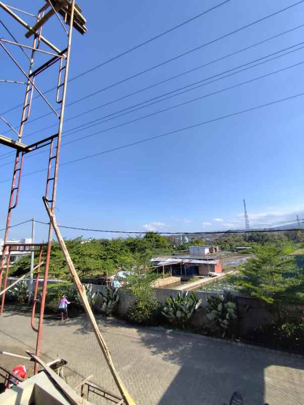 dijual rumah permata permadani