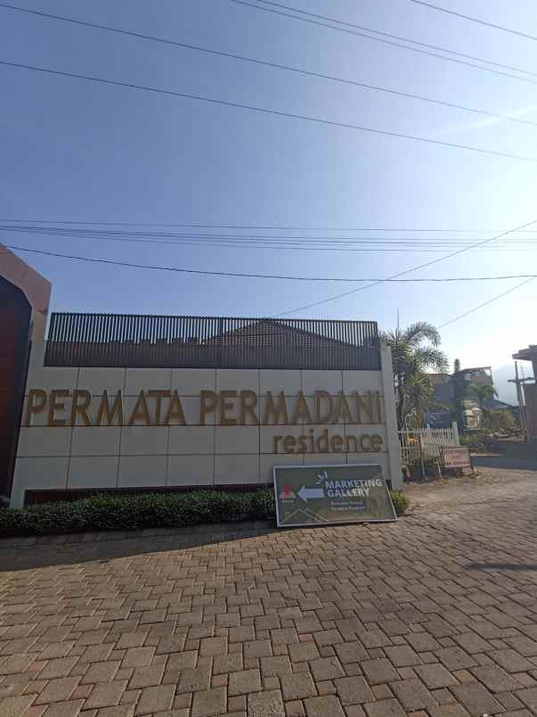 dijual rumah permata permadani