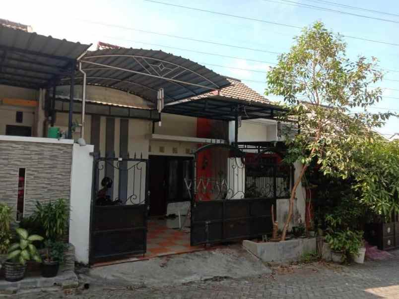 dijual rumah perumahan bukit sekar