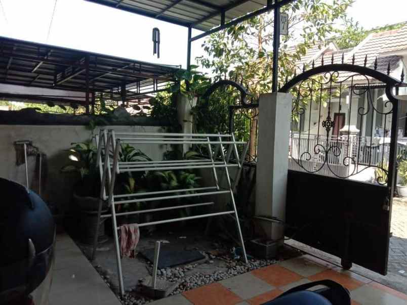 dijual rumah perumahan bukit sekar