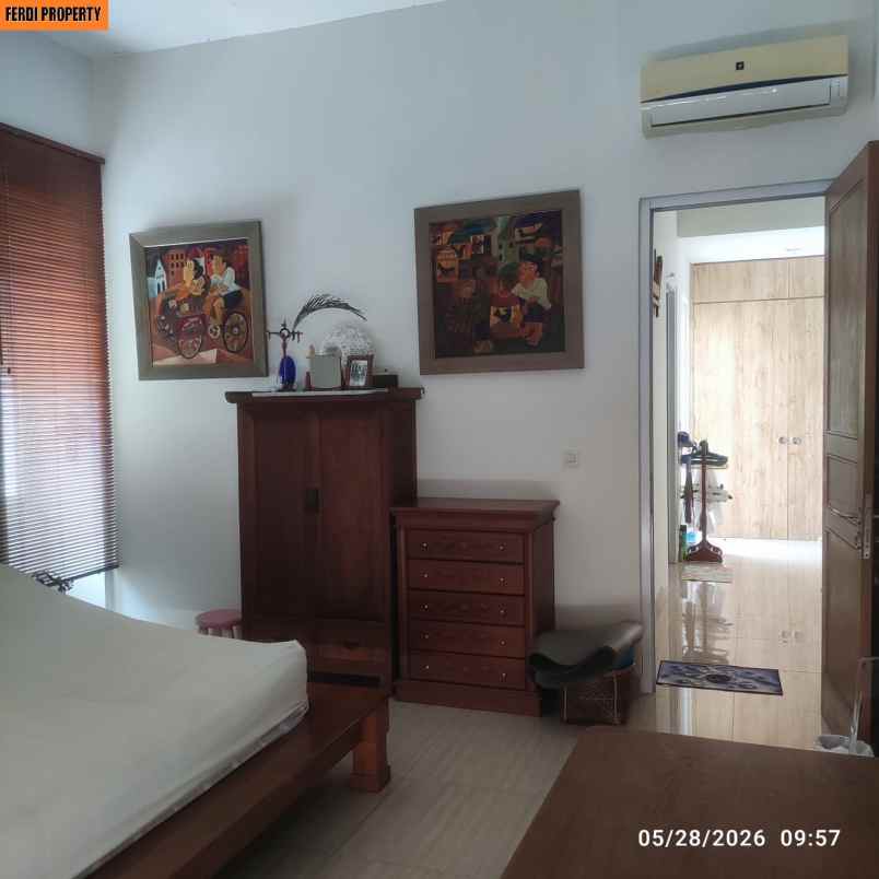 dijual rumah perumahan citra gran cibubur