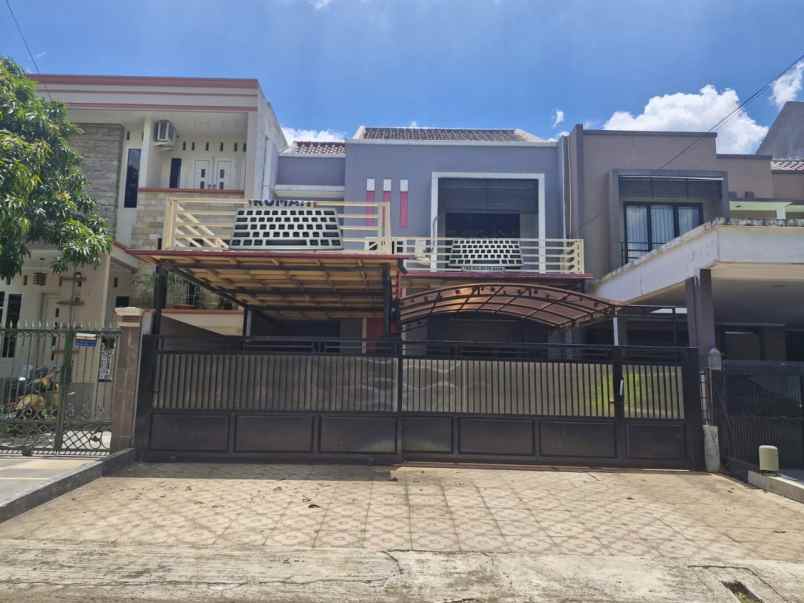 dijual rumah perumahan jatinegara baru