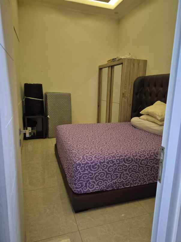 dijual rumah perumahan summarecon