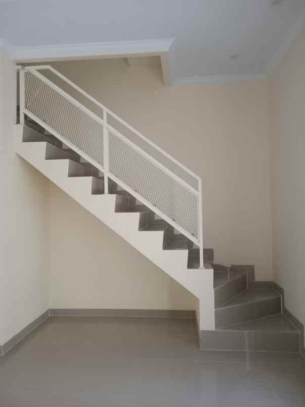 dijual rumah pesona anggrek harapan bekasi