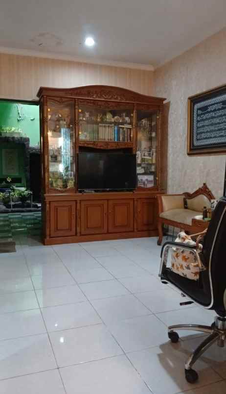dijual rumah pisangan ciputat
